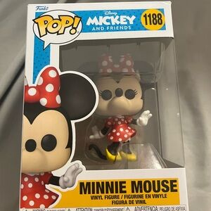 Minnie Mouse Funko Pop ❤️🖤💛
